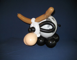 Balloon centerpiece - cow